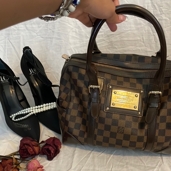 🐻🤎Louis Vuitton Brown Purse🤎🐻 - Picture 4 of 9